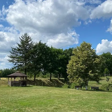 Pelnikowe Zacisze Lantgård